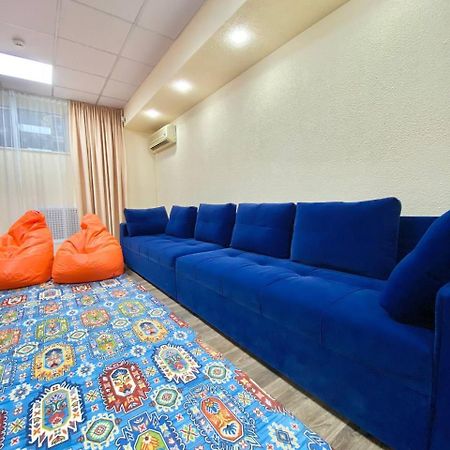 Alma-Ata Hostel Экстерьер фото