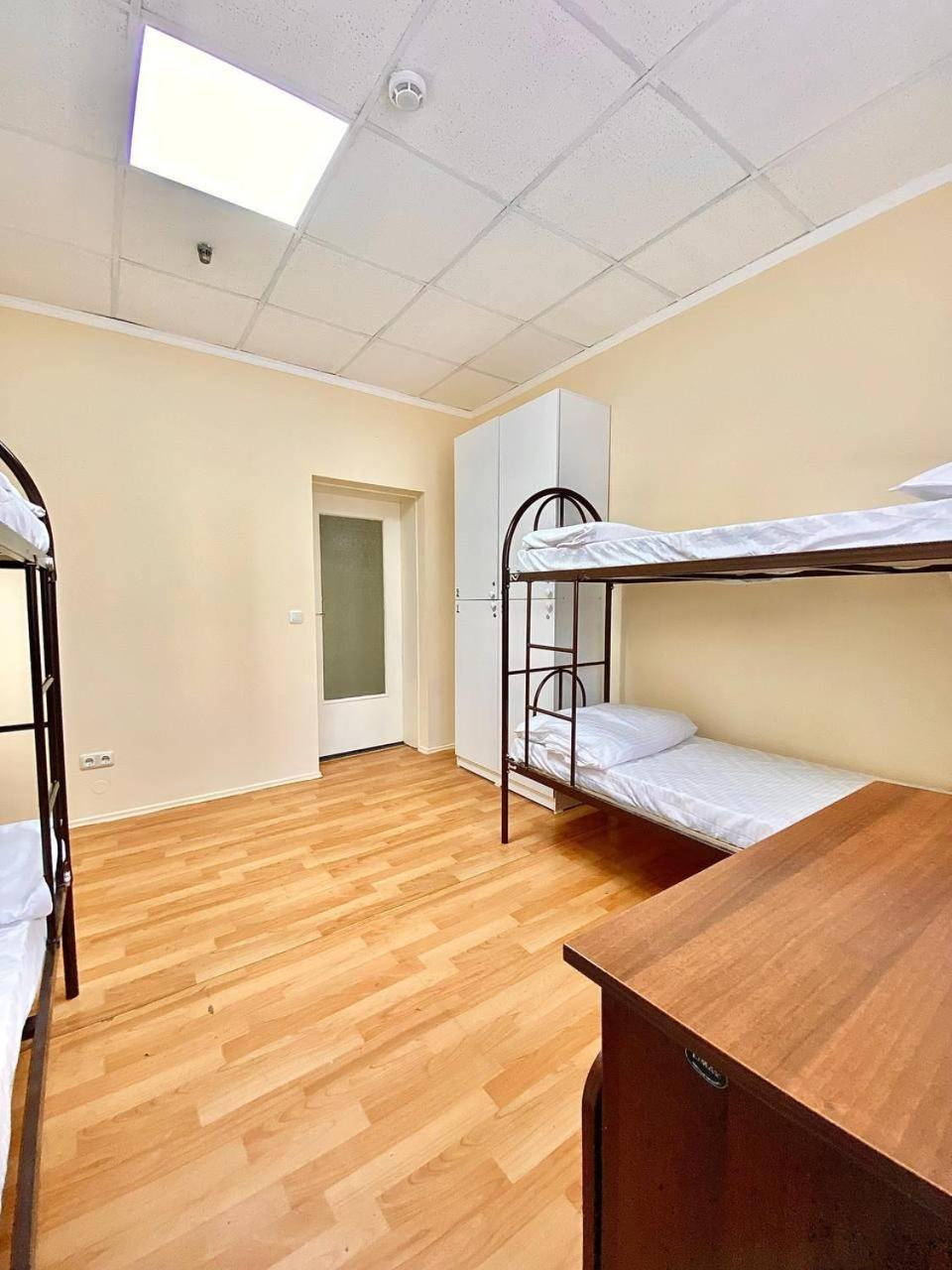 Alma-Ata Hostel Экстерьер фото