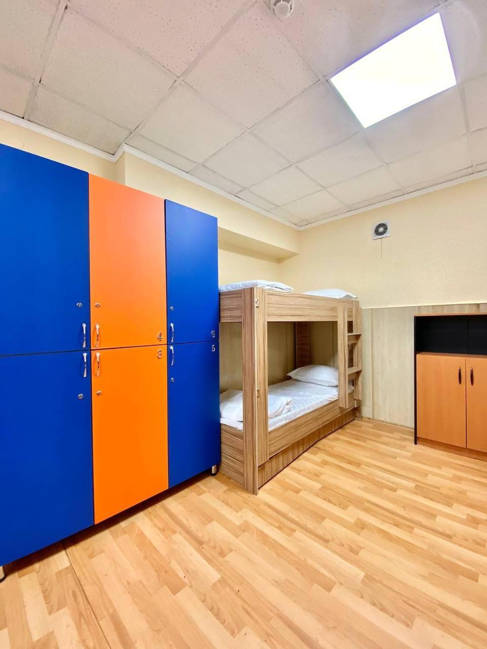Alma-Ata Hostel Экстерьер фото