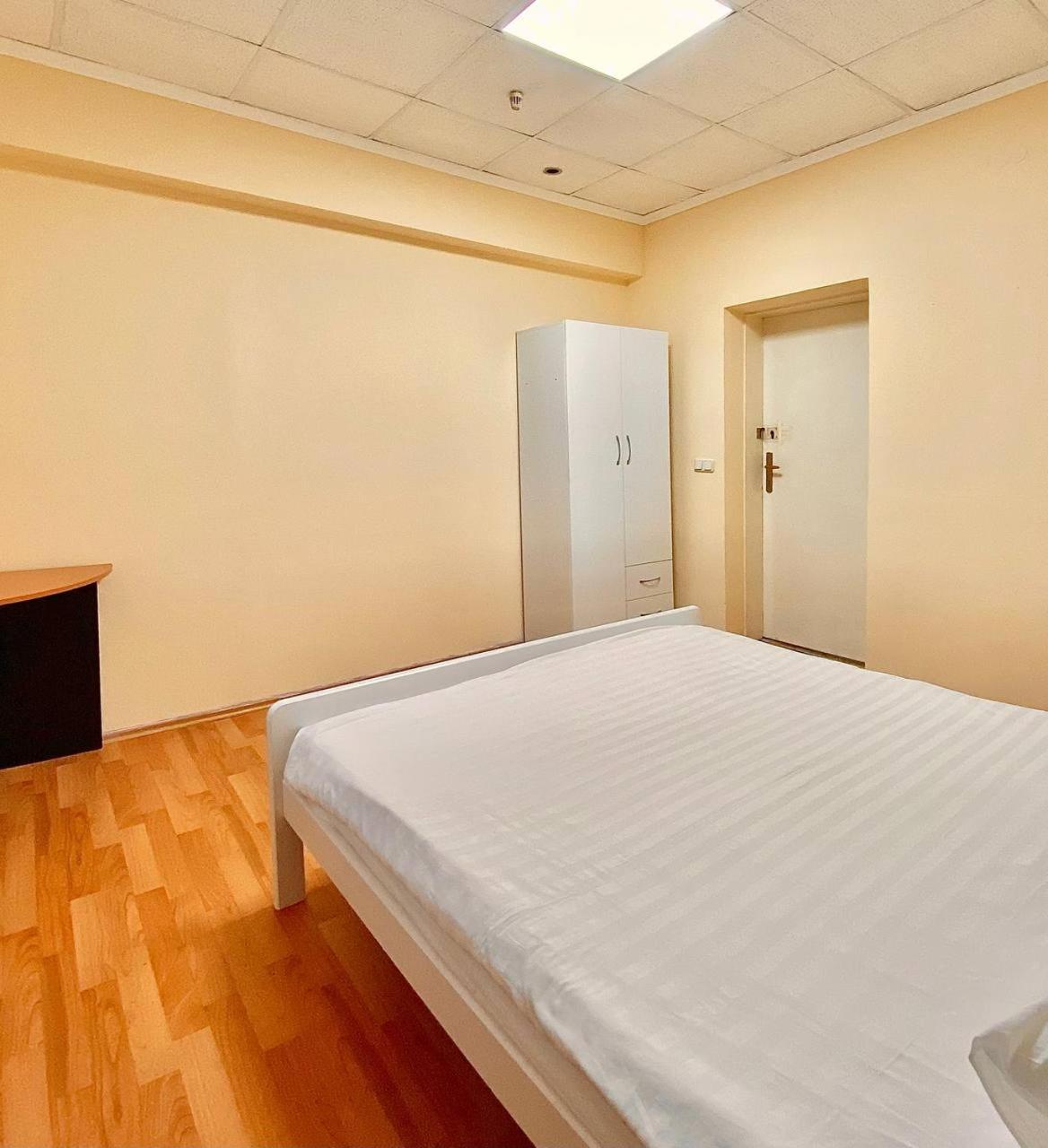 Alma-Ata Hostel Экстерьер фото