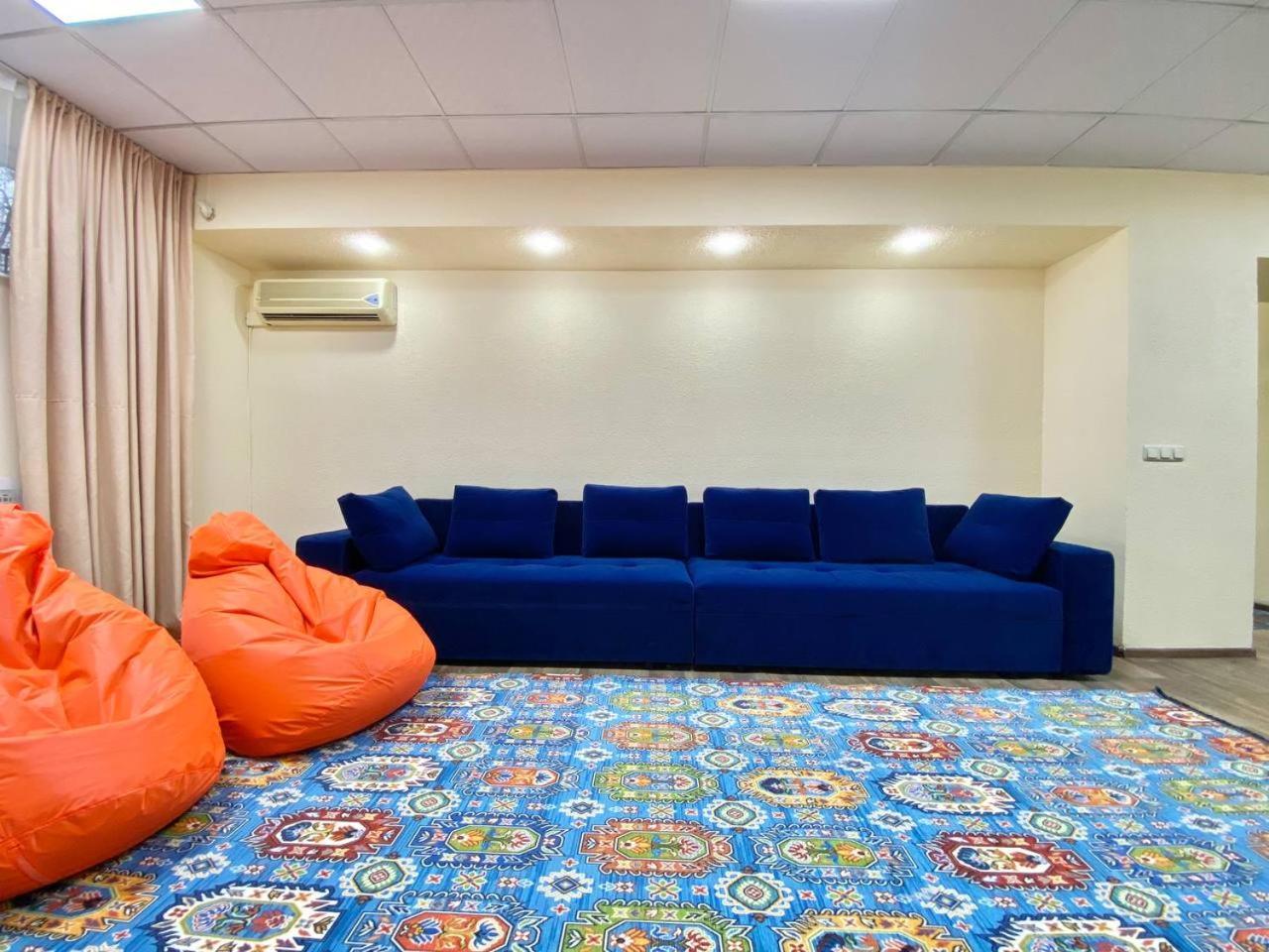 Alma-Ata Hostel Экстерьер фото