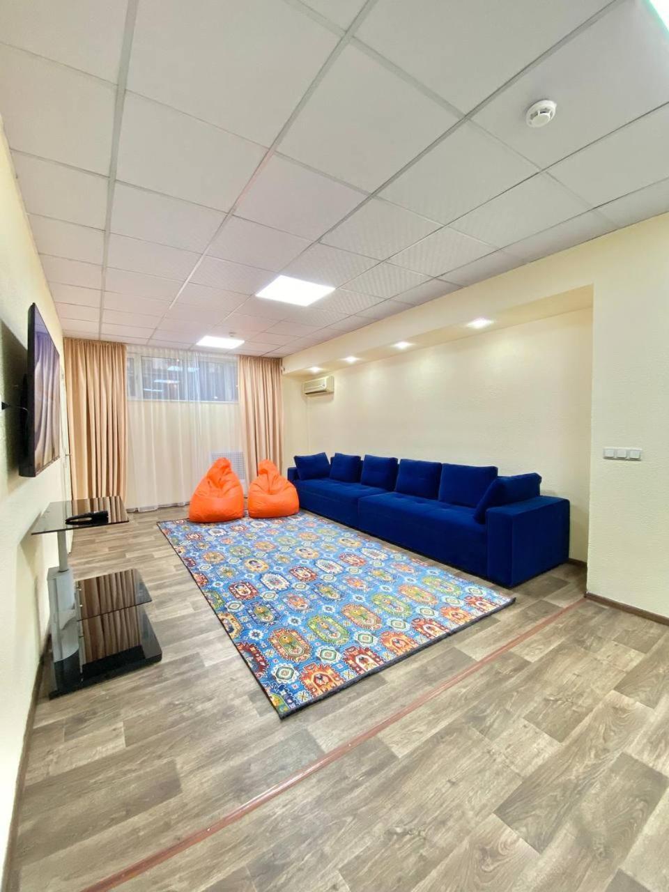 Alma-Ata Hostel Экстерьер фото